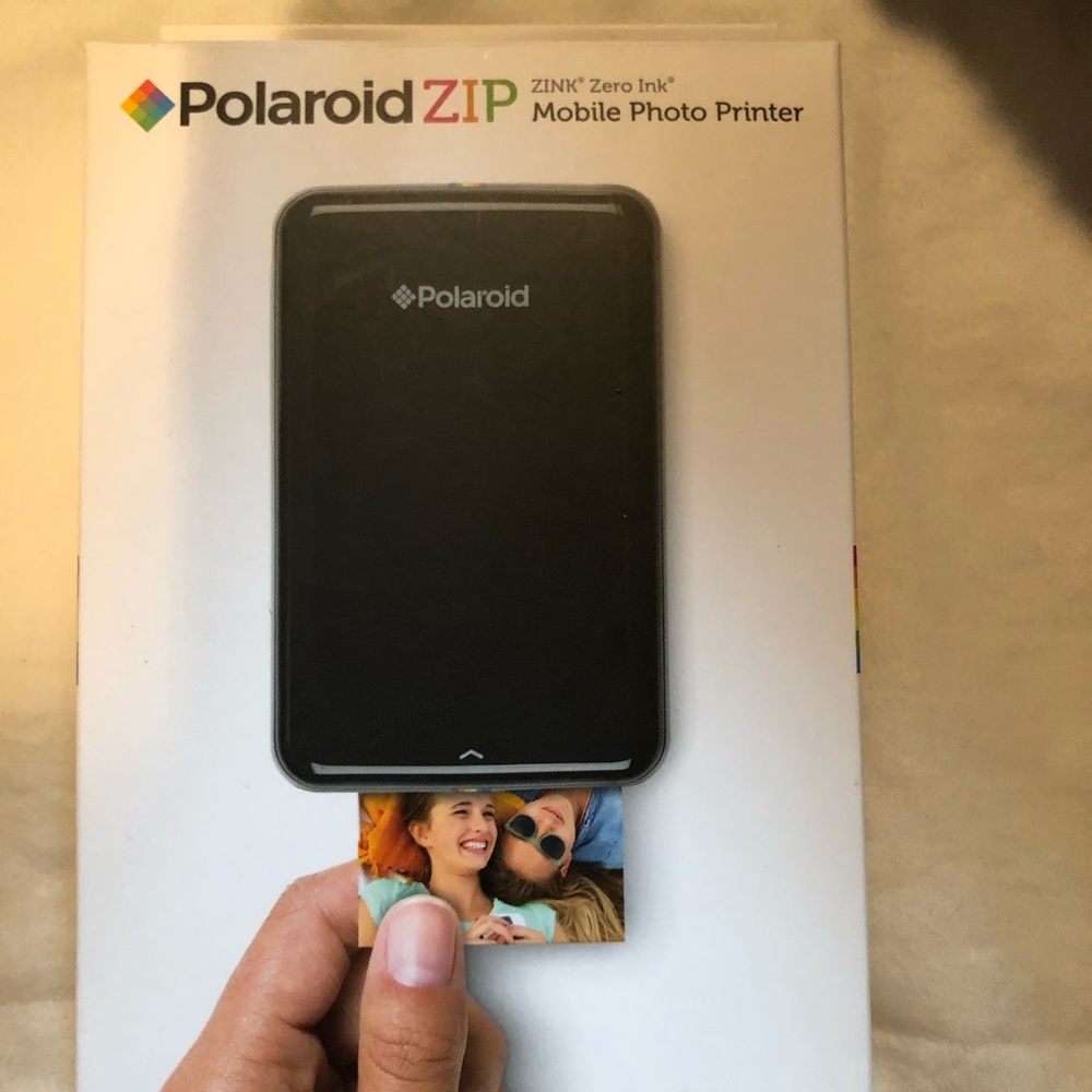 Polaroid zip Bluetooth printer from iPhone